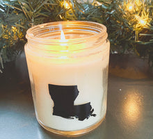 Load image into Gallery viewer, "The Boot Cinnamon Vanilla" Scented Soy Hand poured Candle Area Code 318